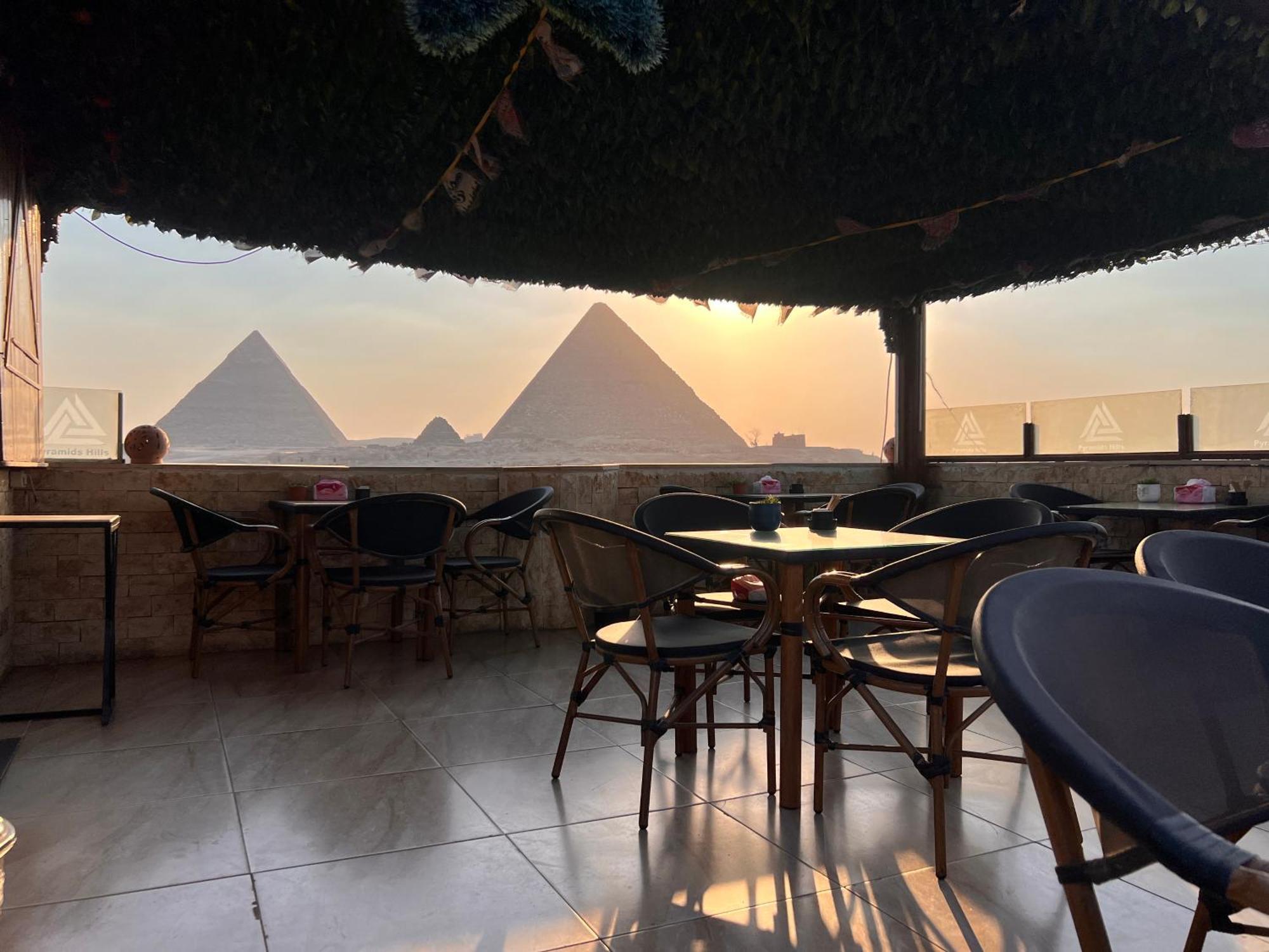 Kafret el-Gabal Imhotep Pyramids View Inn מראה חיצוני תמונה