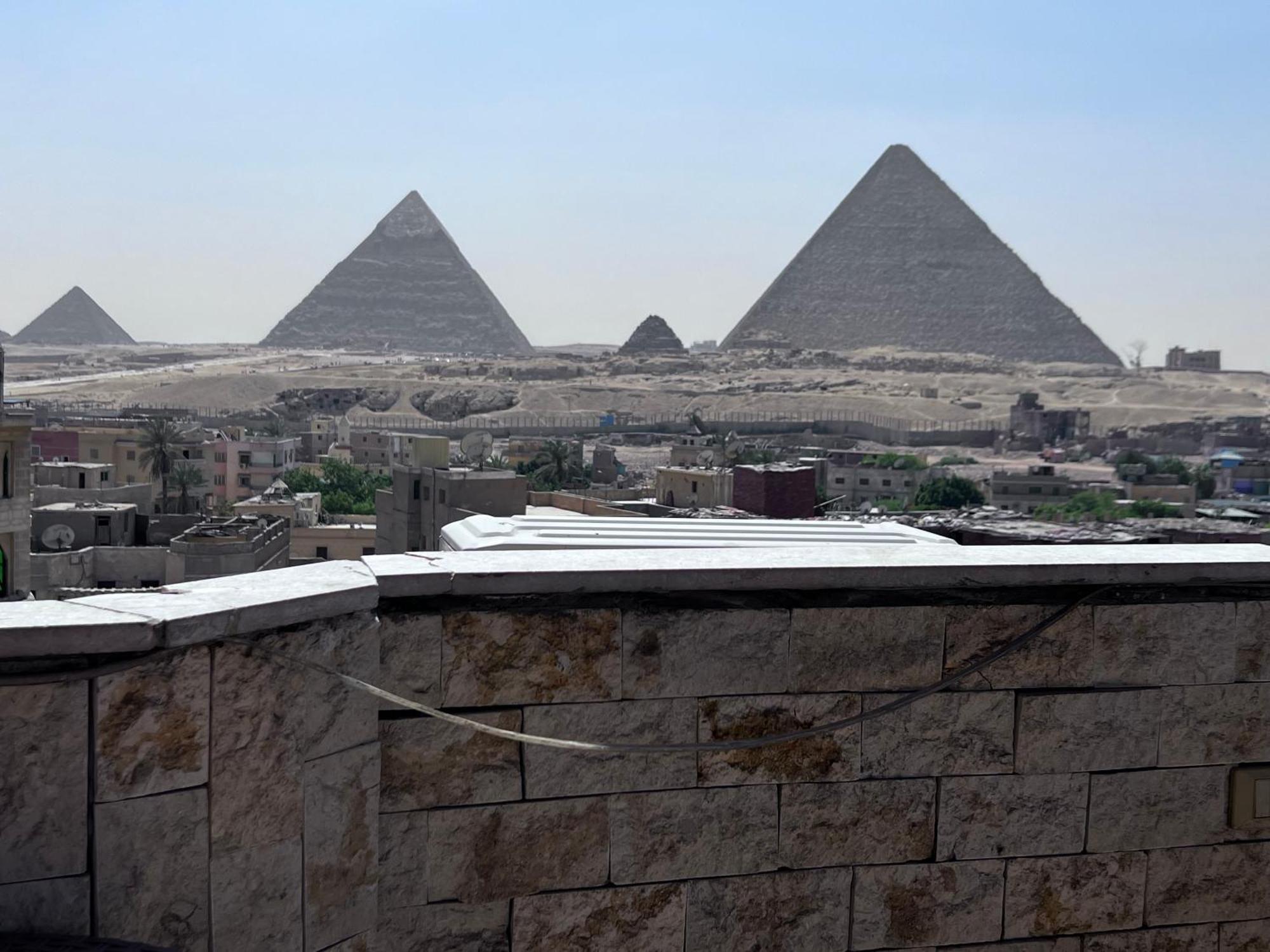 Kafret el-Gabal Imhotep Pyramids View Inn מראה חיצוני תמונה